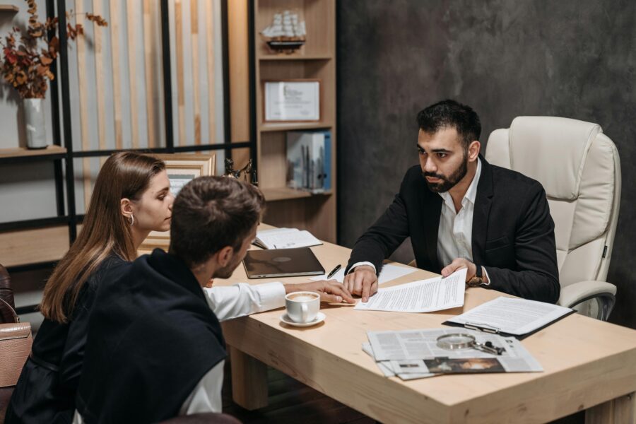 Exploring Legal Careers in Canada: Opportunities in 2025